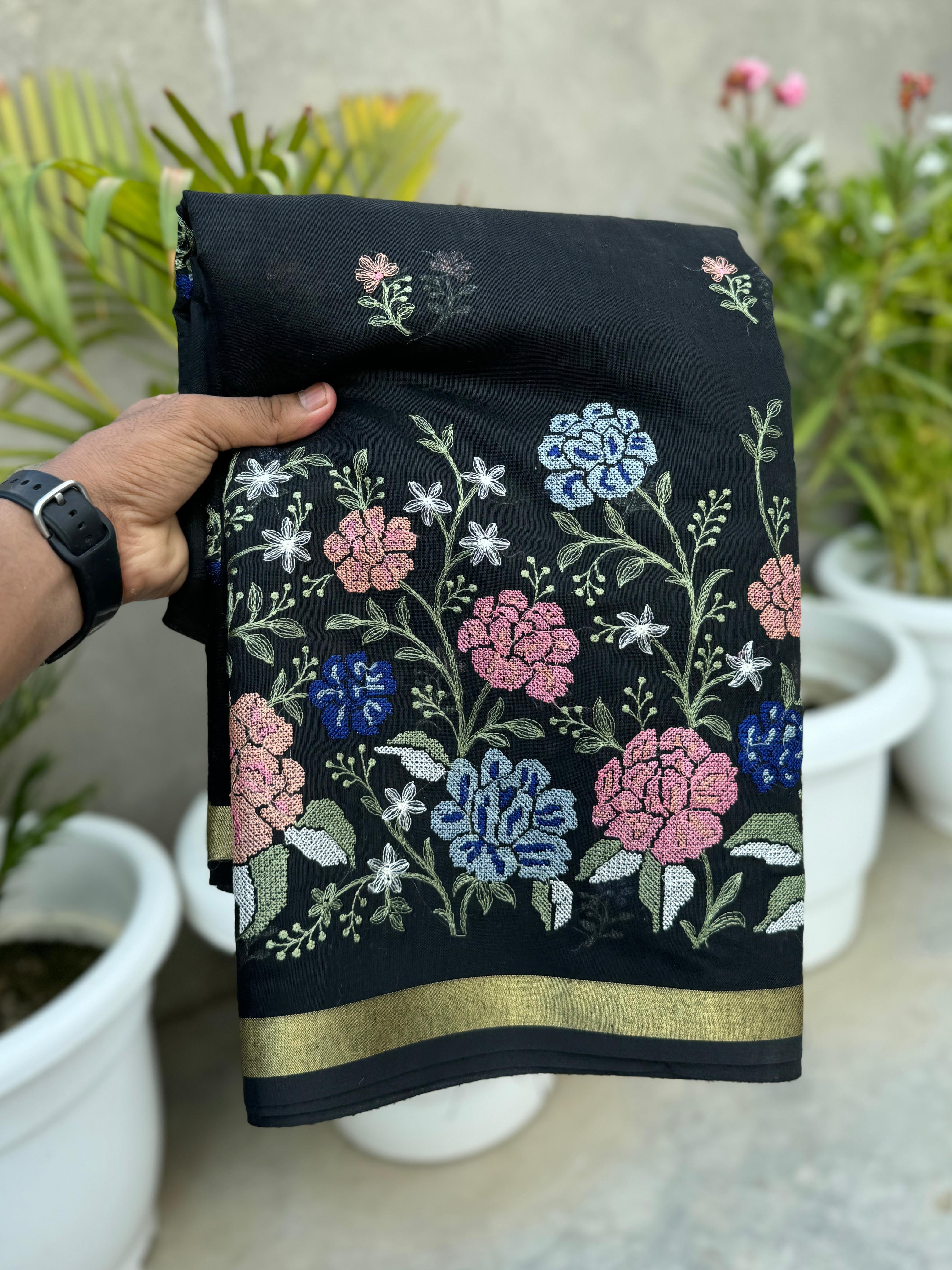 Banarasi Handloom Cotton Soft Embroidered Flowers Saree