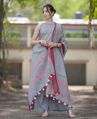 Beautiful and trendy kurti pant set